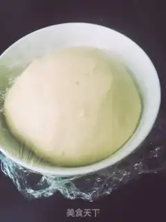 Make walnut oatmeal bread step 2