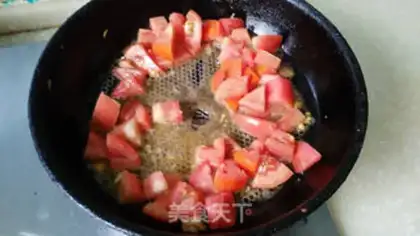 Make Tomato fried eggs step 5