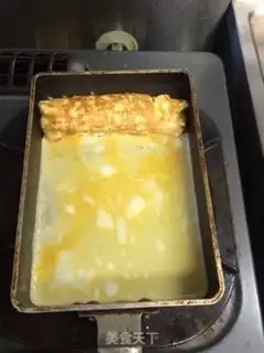 Make Japanese egg rolls step 6