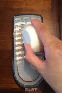 Make Japanese egg rolls step 9
