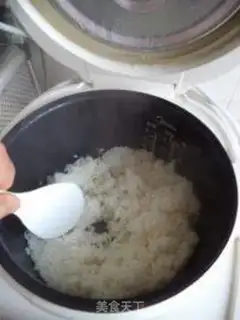 Make Japanese simple sushi rice step 1
