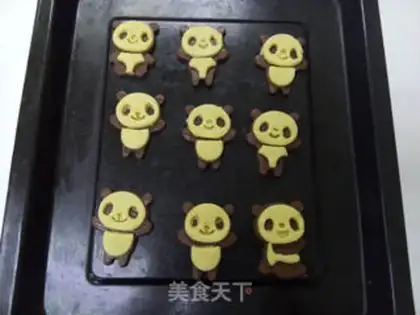 Make Cavay panda cookies step 8