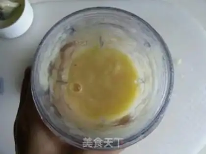 Make Rum pineapple popsicle step 1