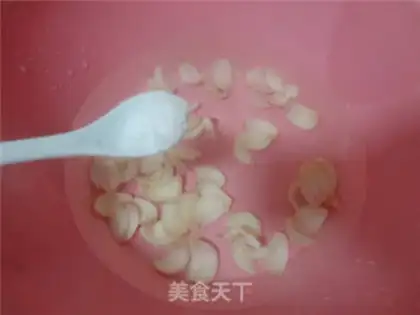 Make Lotus lilies step 1