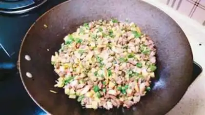 Make The Xinjiang soup step 11