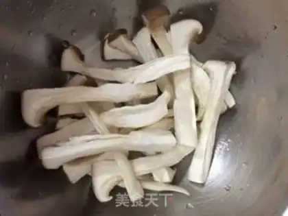 Make Chicken-legged mushrooms step 1