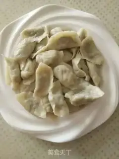 Make Big meat dumplings step 8