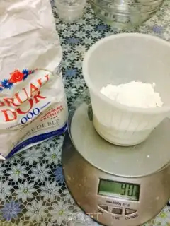 Make Janovas cake step 0