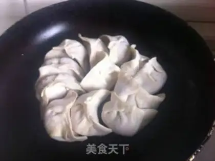 Make Three pots of egg skin step 11