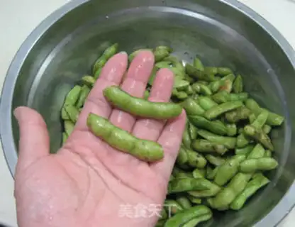 Make Salt-water beans step 1