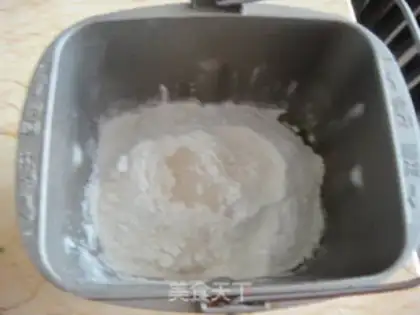Make Sweet shrimp pizza step 1