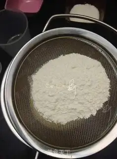 Make Four rolls of mango step 5