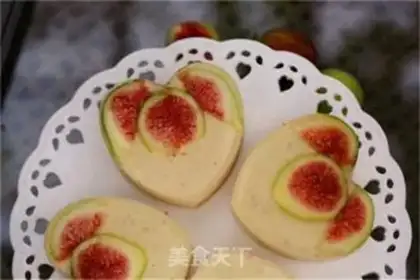 Make A fig mousse cake step 18