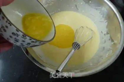 Make walnut oatmeal waffles step 4