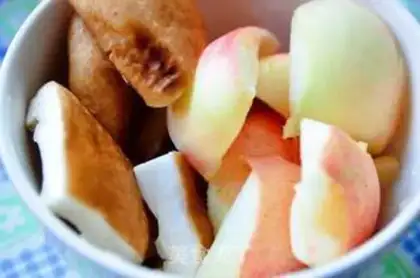 Make Peach mushroom chicken soup step 0