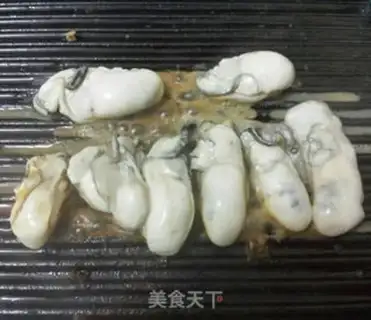 Make When seafood is burning iron and vegetables step 6
