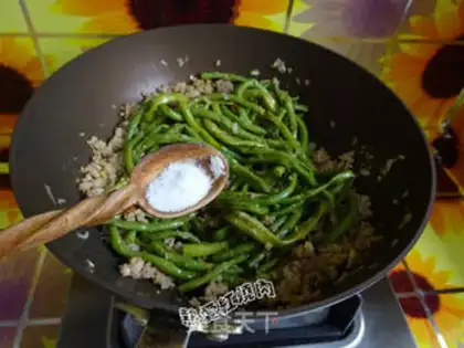 Make The meat and the beans step 8