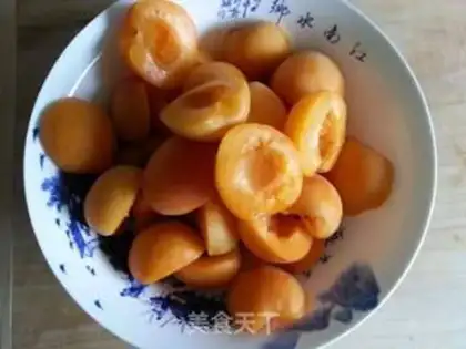 Make Sweet almond sauce step 1