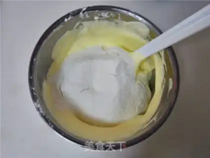 Make SpongeBob cake step 7