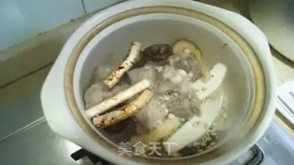 Make The rice soup is from Weishan step 3