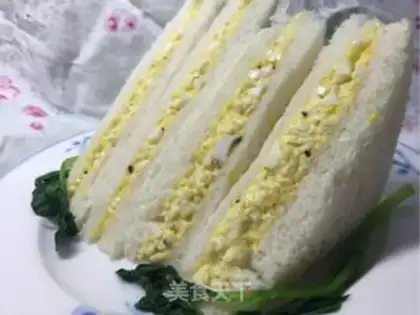 Make Egg sandwich step 2