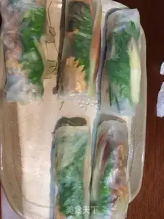 Make Fish canned spring rolls step 8