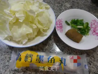 Make Curry ink fishball cabbage step 0