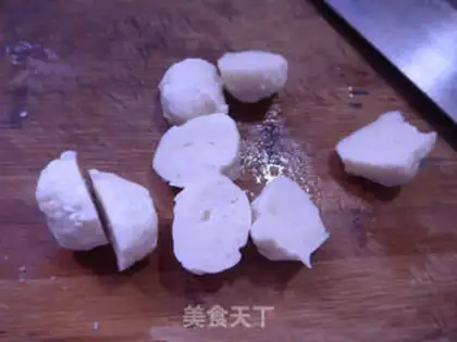 Make Curry ink fishball cabbage step 1