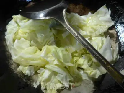 Make Curry ink fishball cabbage step 2