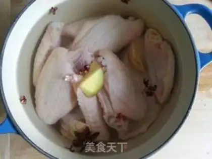 Make Three chickens on the table step 0