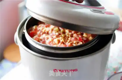 Make The moon sees the red tofu stew step 4