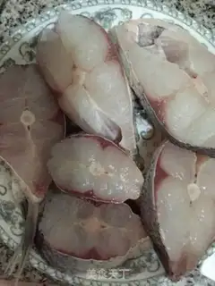 Make Red-burned fish step 1