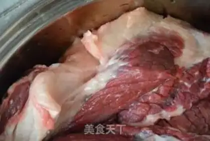 Make Lanzhou beef noodles step 2