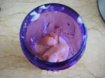 Make Cranberry banana yogurt step 5