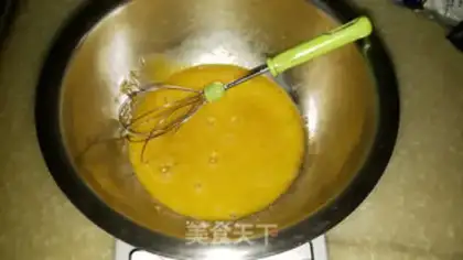Make Honey omelet step 1
