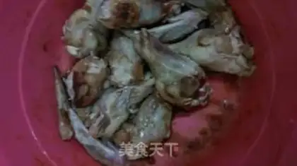 Make Soy sauce on the wings step 1