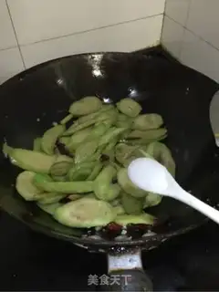 Make Garlic melon step 5