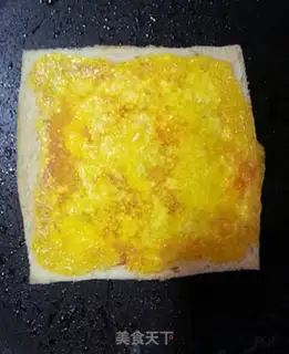 Make Cheese ham and eggs sandwich step 7