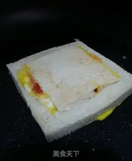 Make Cheese ham and eggs sandwich step 8