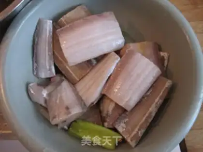 Make A jar of scintillated chordfish step 0