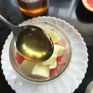 Make Grapefruit apple juice step 2