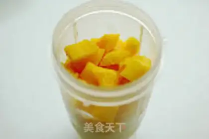 Make Summer ice: mango ice cream step 1
