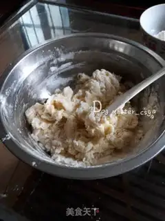 Make A salad pine bun step 1