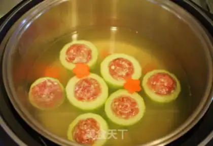 Make Big cucumber broth step 4