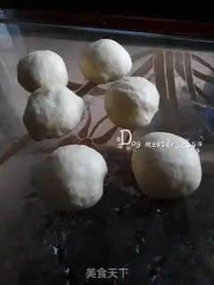 Make A salad pine bun step 4