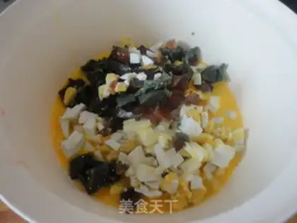 Make Three-coloured eggs step 4