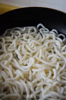 Make Japanese fried noodles step 1