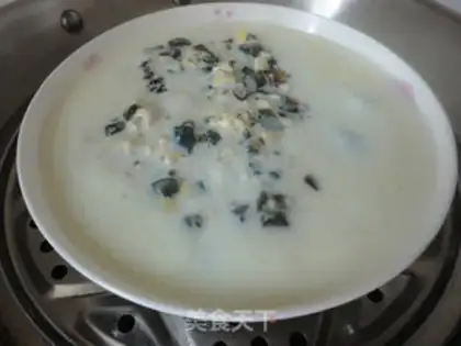 Make Three-coloured eggs step 8