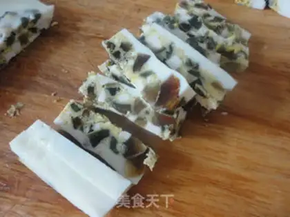 Make Three-coloured eggs step 10