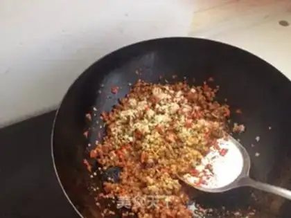 Make Spicy beef sauce step 9